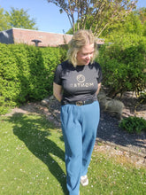 Indlæs billede til gallerivisning MONTAR CARTER GULD LOGO T-SHIRT - SORT
